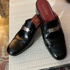 Lauren Ralph Lauren ‘Bethel’ Shiny Black Mules w/ Block Heel & Logo Band Sz 8.5B